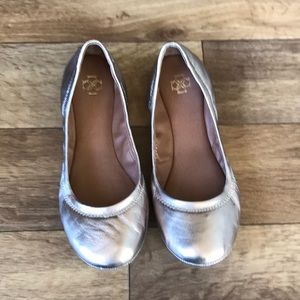 Ann Taylor flats